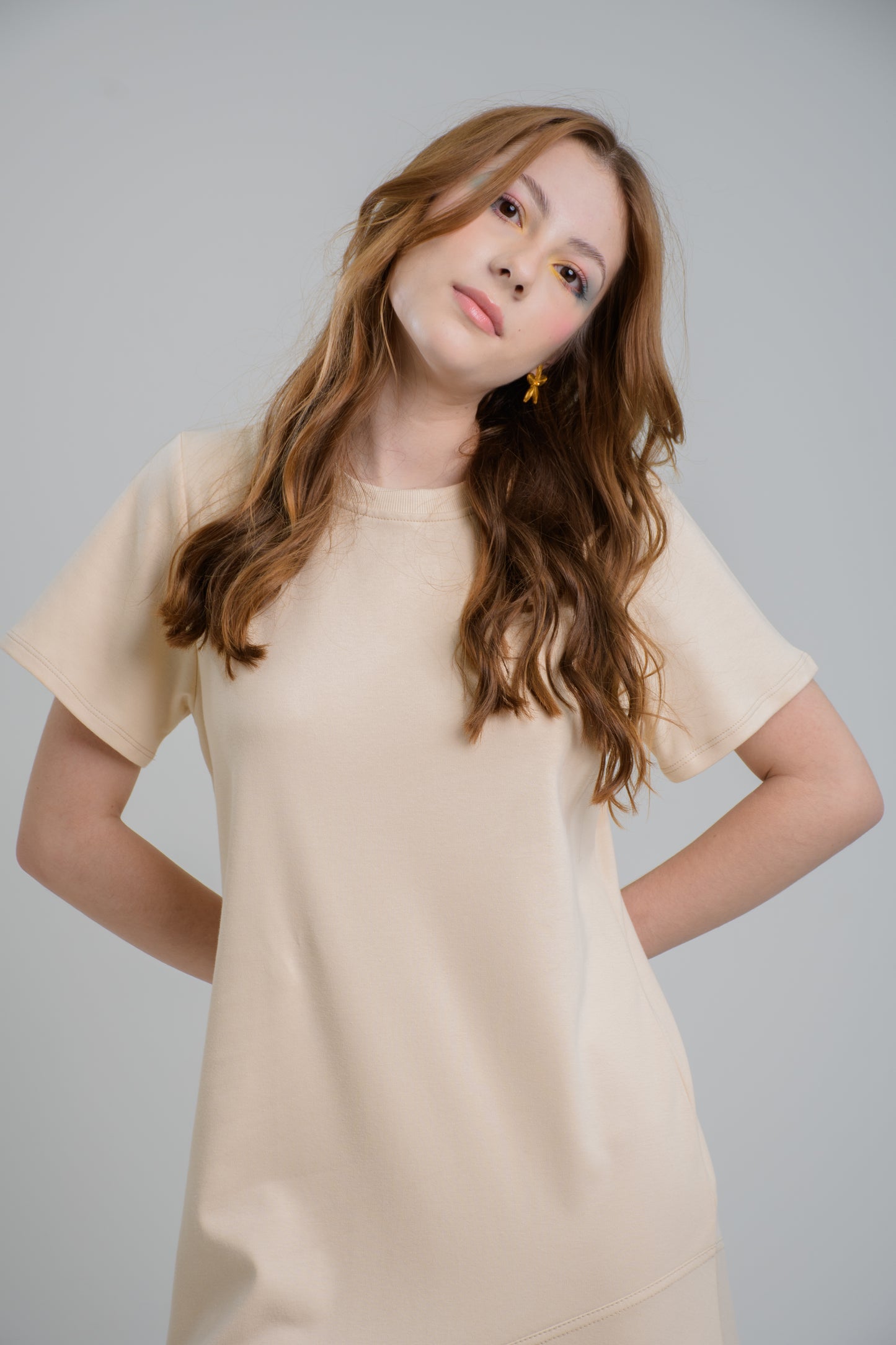 Vestido Caudal Beige