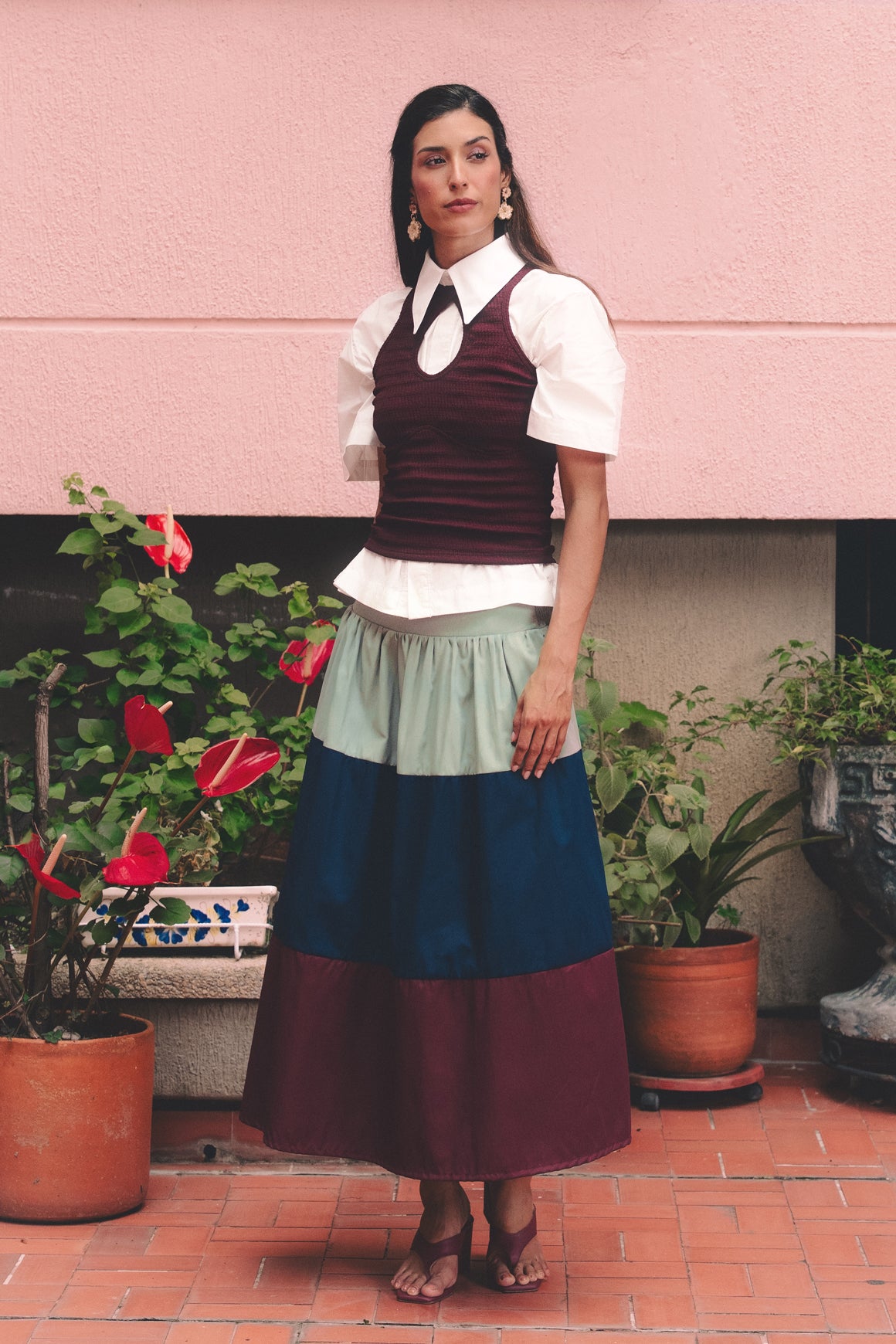 Falda Tríada Raíces