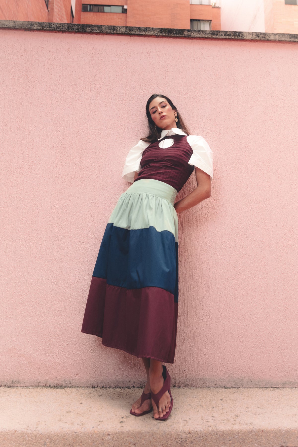 Falda Tríada Raíces