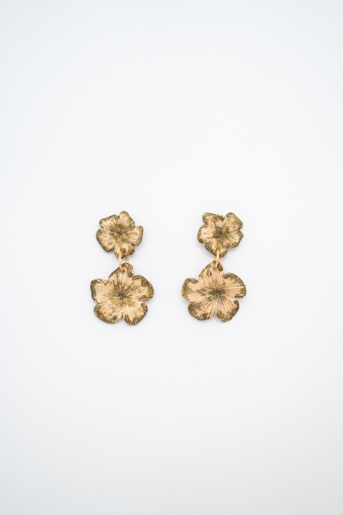 Aretes Doble Flor Cayena